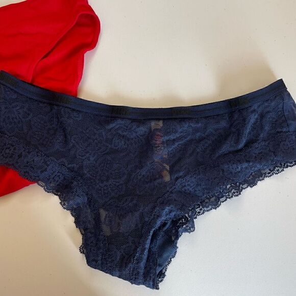 New! PINK| by Victoria Secret| Bundle of 2|Medium| Bikini Cut| Has Stretch - Picture 8 of 10